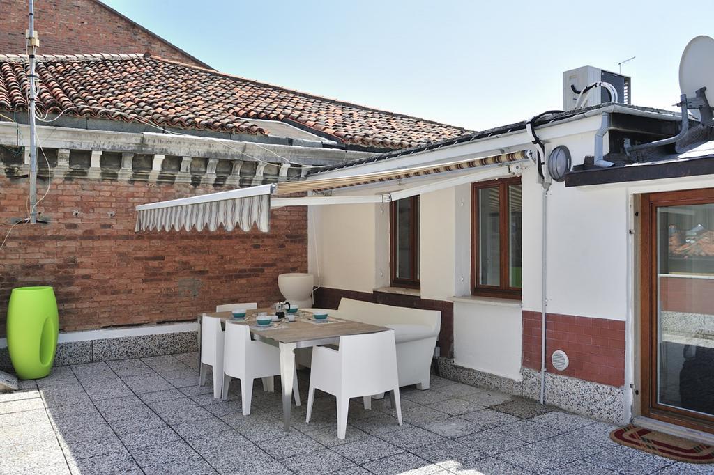 San Marco Style With Terrace Apartment